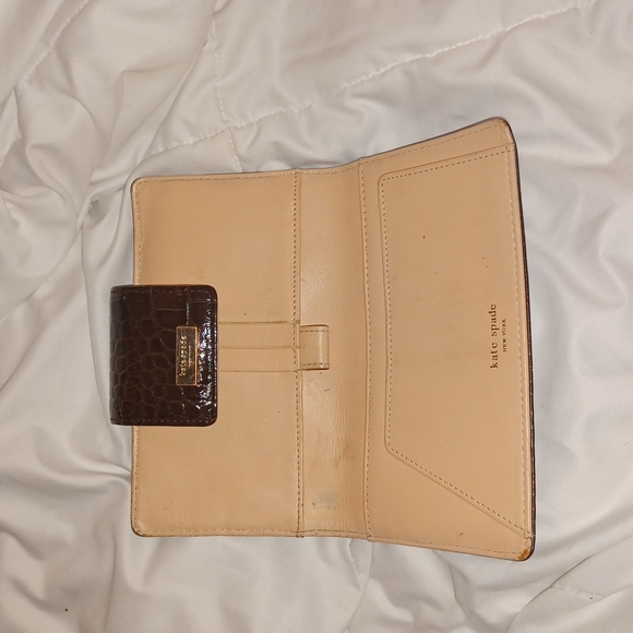 KATE SPADE WALLET - Picture 3 of 5